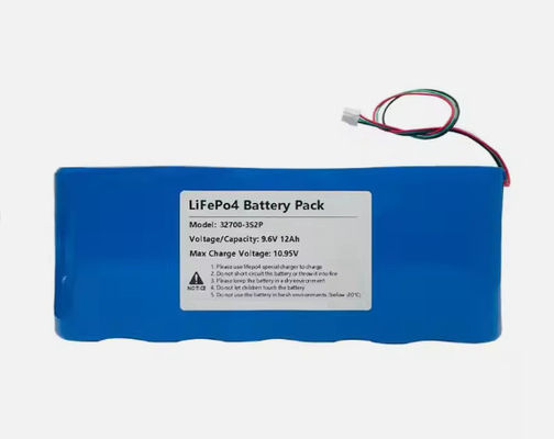 Guter Preis 9.6V 12Ah wiederaufladbare zylindrische 32700 Lifepo4 Batterie für Solar Alarm System Online